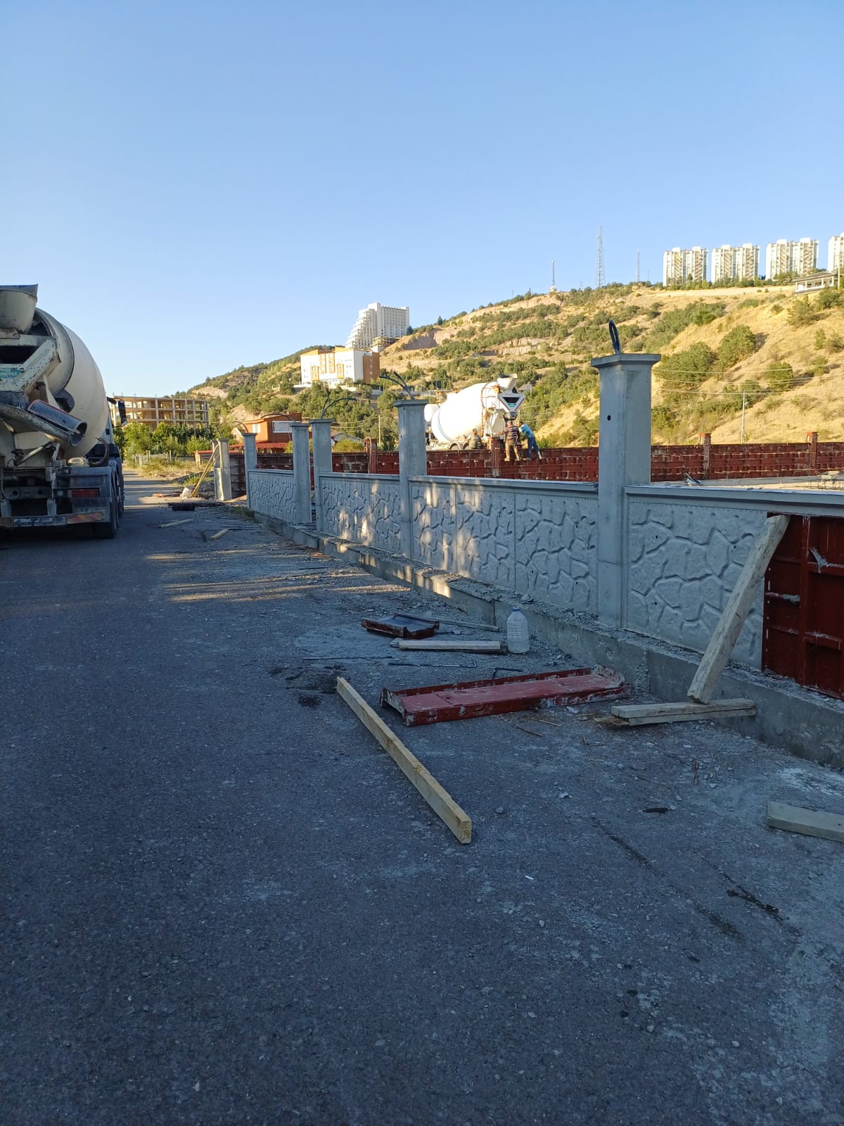 Bahçe Duvarı